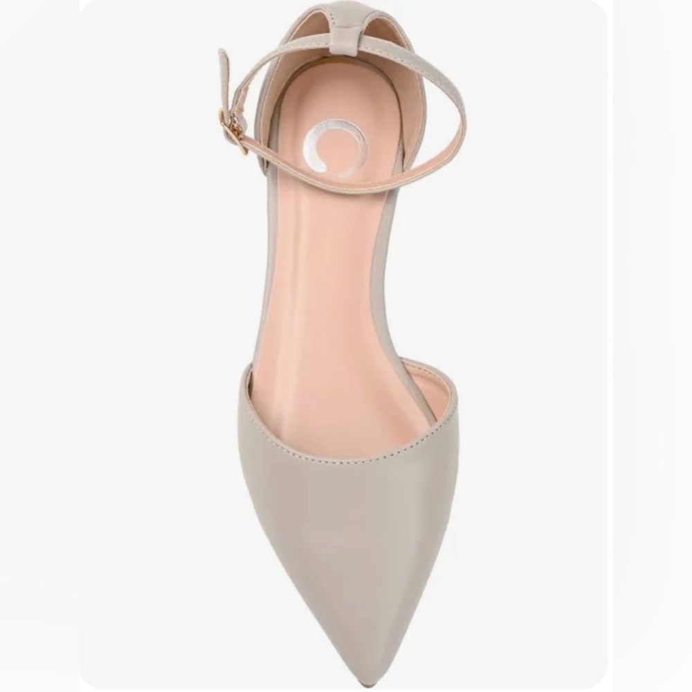 Journee Collection Women’s Reba Flats size 10 in Taupe